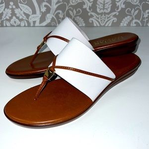 Italian Shoemakers Flip Flops